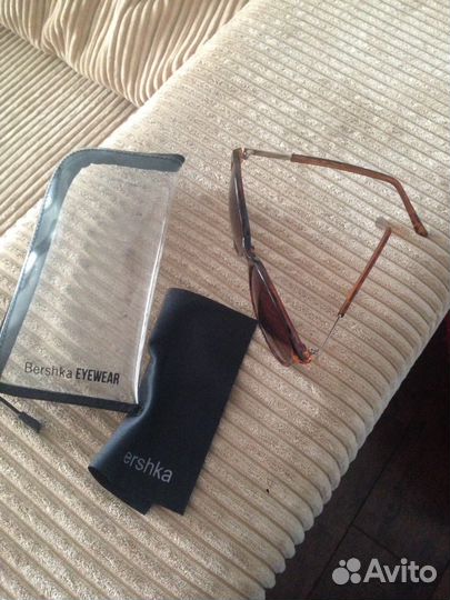 Очки Bershka