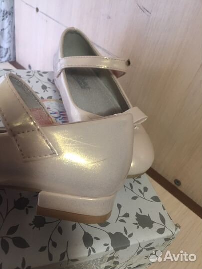 Туфли,обувь для девочки,кроксы,обувь для садика