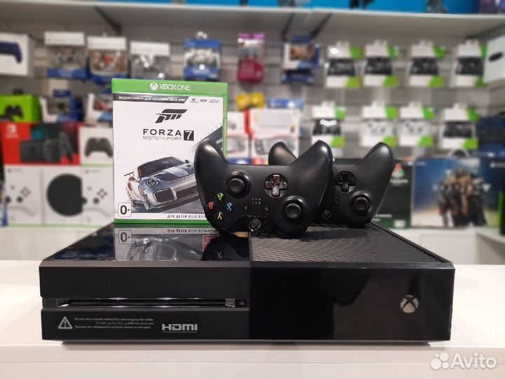 Xbox One Fat + 2 геймпада + Forza Motorsport 7