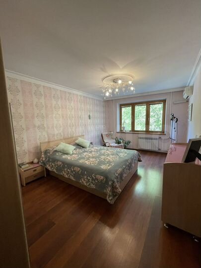 3-к. квартира, 96 м², 2/9 эт.