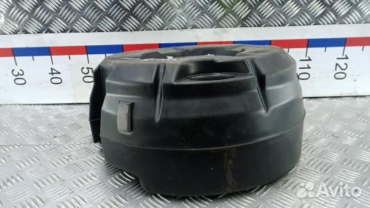 Сабвуфер audi Q7 (2NK28Q101)