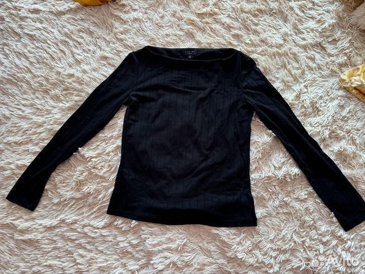 Джемпер женский с вырезом в рубчик