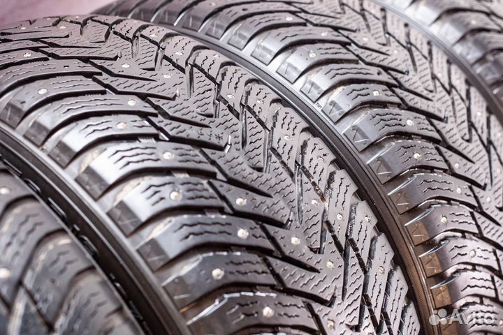 Nokian Tyres Hakkapeliitta 8 SUV 255/50 R19 107T