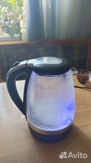 Два чайника Polaris стеклянные с подсветкой