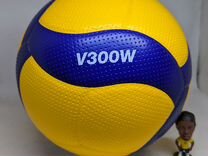 Оригинальный волейбольный мяч Mikasa MVA V300W