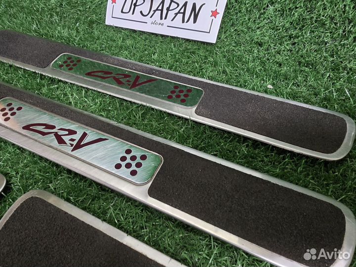 Комплект накладок на пороги салона Honda CR-V RD1