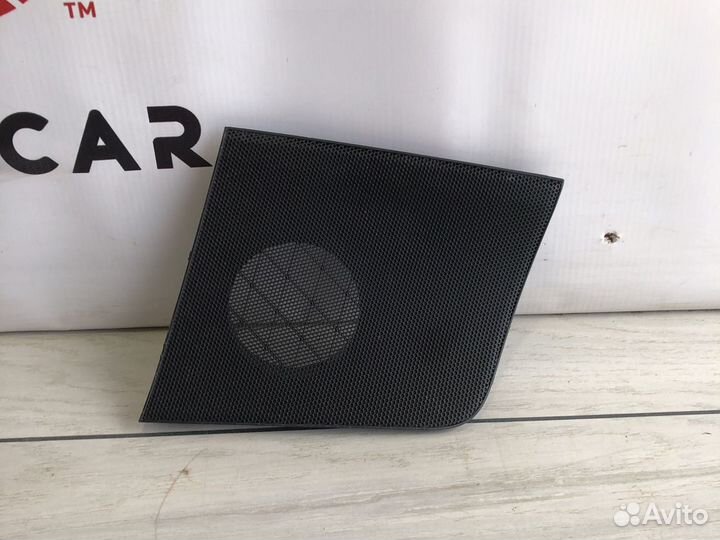 Toyota Camry V70 Накладка динамика