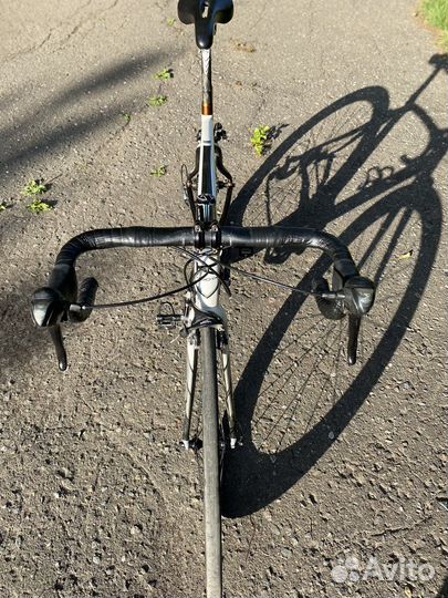 Карбоновый шоссейный велосипед Kuota