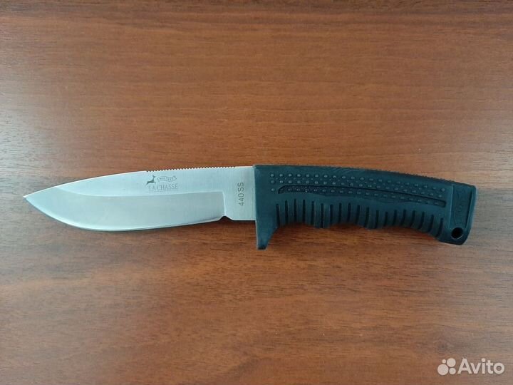 Нож туристический