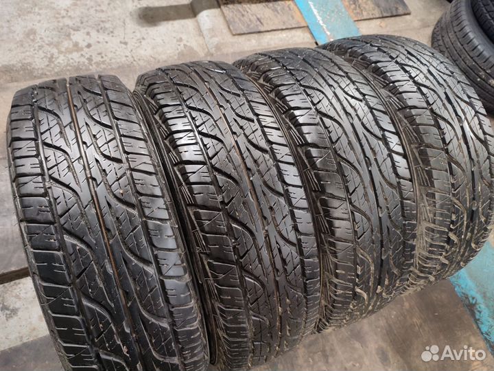 Dunlop Grandtrek AT3 215/65 R16