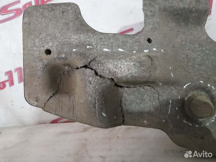 Абсорбер бампера задний Kia Cerato 1