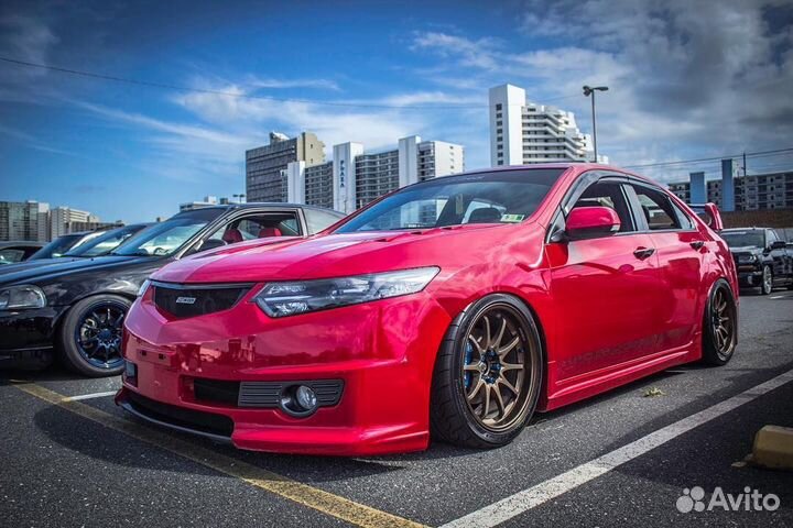 Передний бампер mugen-style Honda Accord 8