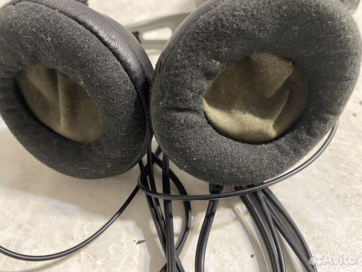 Проводные наушники Philips SBC