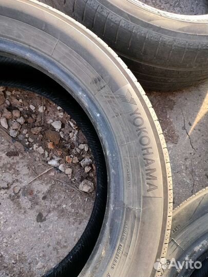 Yokohama BluEarth AE50 215/55 R17