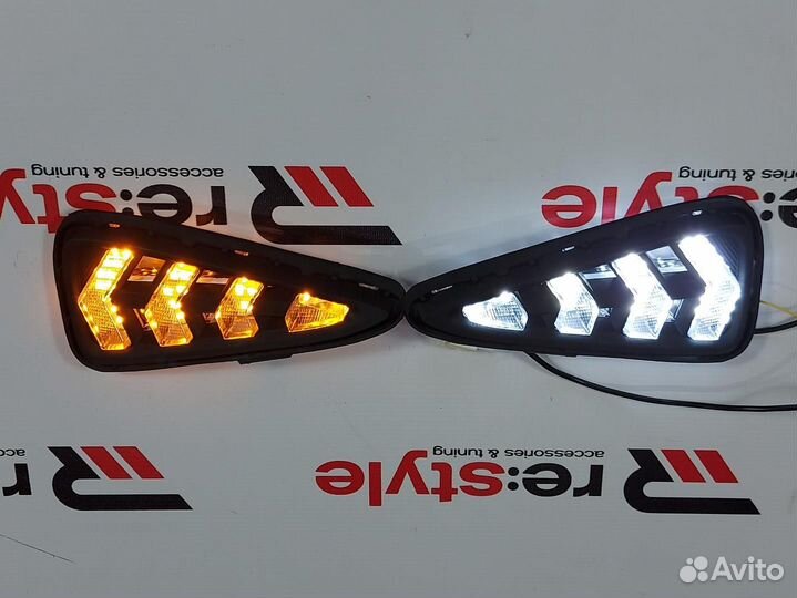 Ходовые огни Toyota Camry 55 14-17г D2175