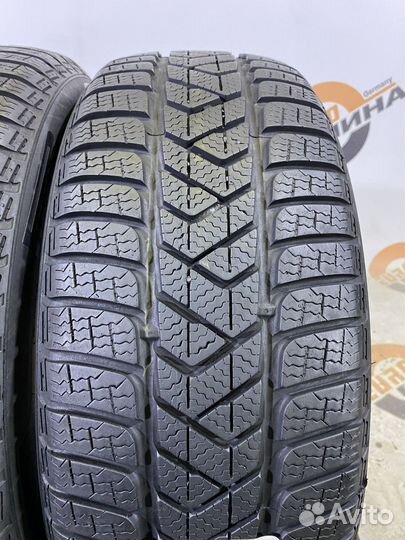 Pirelli Winter Sottozero 3 215/55 R17