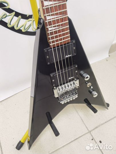 Jackson JS32T King V Black Floyd Rose Идаел.сост