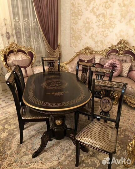 Кухонный Обеденный стол. Столик. Компьютерный стол