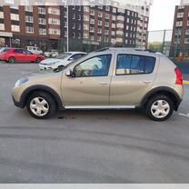 Renault Sandero Stepway 1.6 AT, 2012, 67 000 км, с пробегом, цена 810 000 руб.