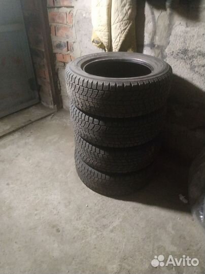 Yokohama Geolandar A/T G011 225/60 R17