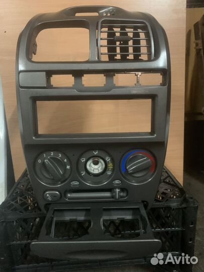 Центральная консоль hyundai accent