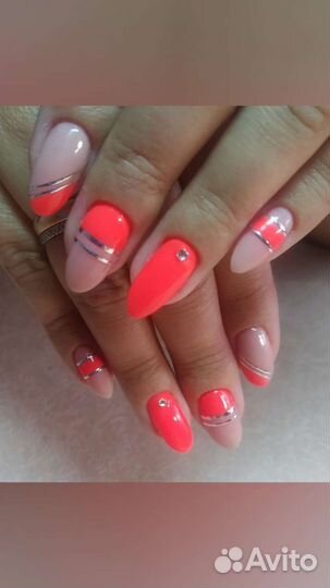Маникюр педикюр