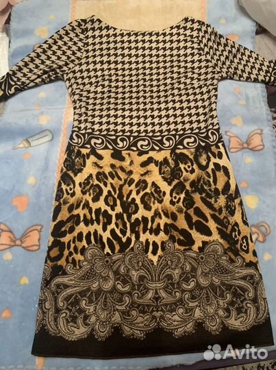 Отдам даром женские вещи