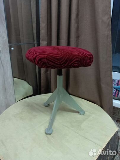 Табурет барный