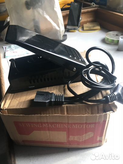 Педаль для швейной машины и оверлока новая