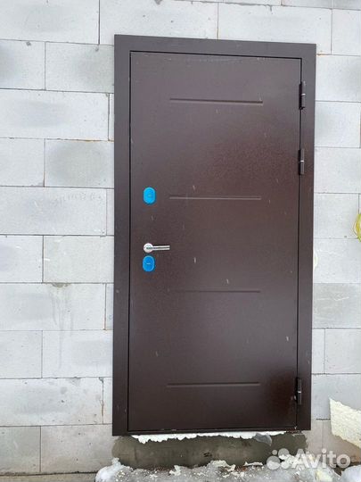 Дверь входная с термо-разрывом