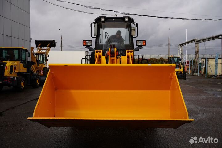 Фронтальный погрузчик Lonking LG833BN, 2023