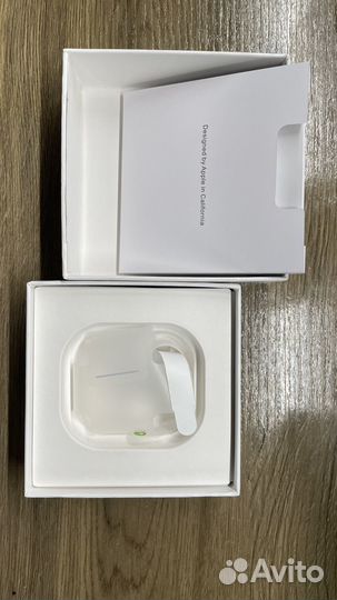Коробка от airpods