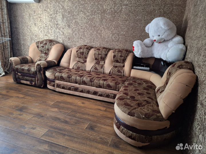 Угловой диван