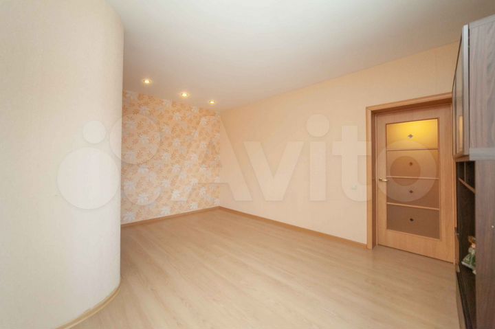 Дом 504 м² на участке 6 сот.