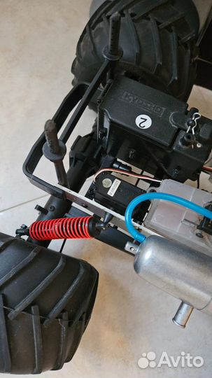 Kyosha 1/8 радиомодель monster truck