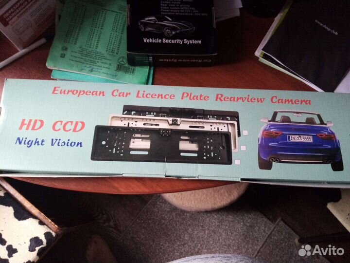 Монитор и автокамера в рамке