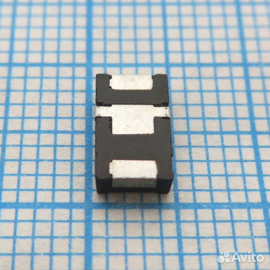 Eeflx0E471R40 SP-Cap 470uf 2.5V Серия LX 2917 0.00