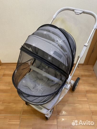 Продам прогулочную коляску