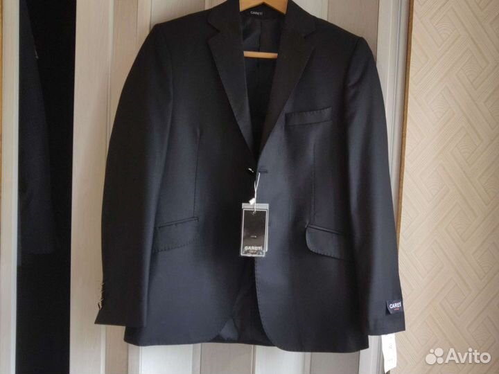 Костюм школьный, новый на 12,10,14 лет