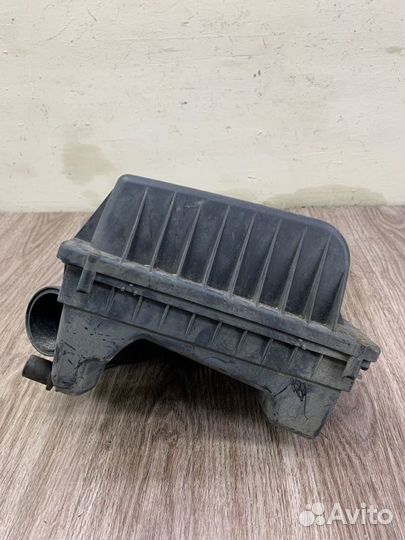 Корпус воздушного фильтра Opel Zafira A Y20DTH