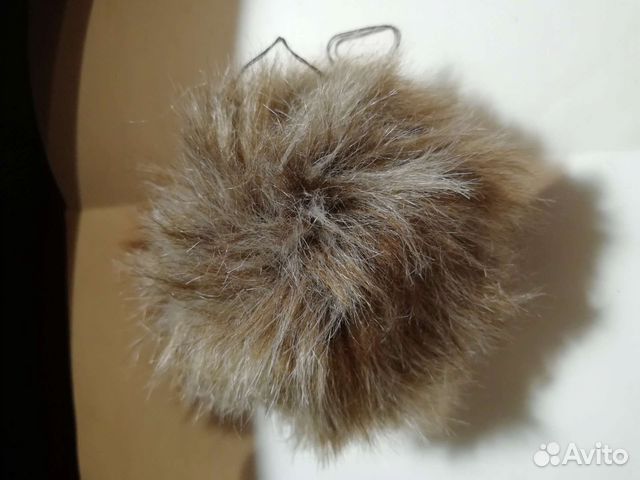 Меховые помпоны