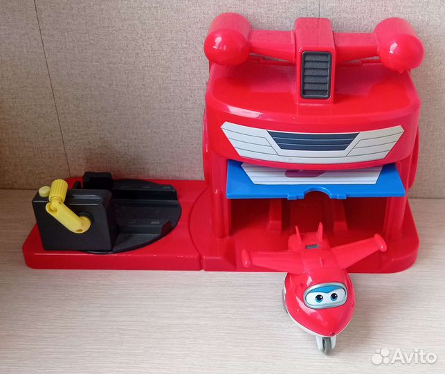 Самолёт Супер Джет игрушка