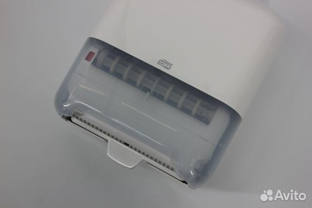 Диспенсер Tork H1 белый механический