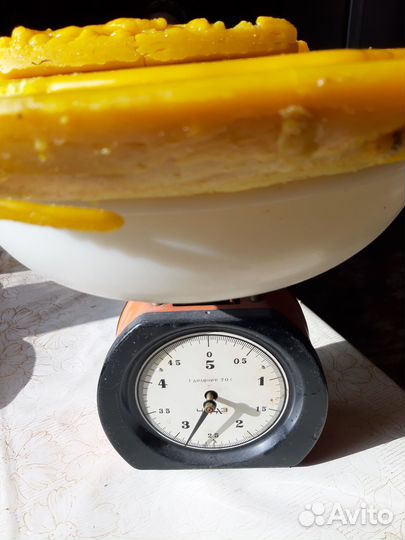 Воск пчелиный