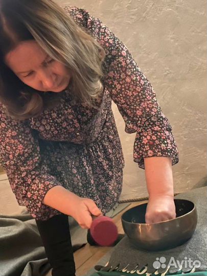 Массаж поющими чашами