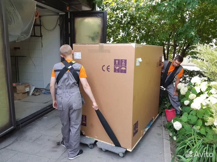 Грузчики. Рабочие на склады и производство