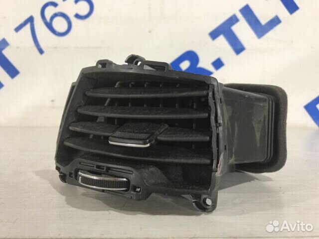 Дефлектор левый KIA sportage 3 SL 2.0 мт