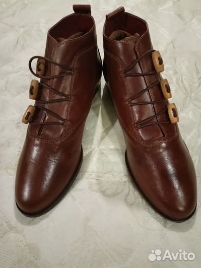 Ботинки женские