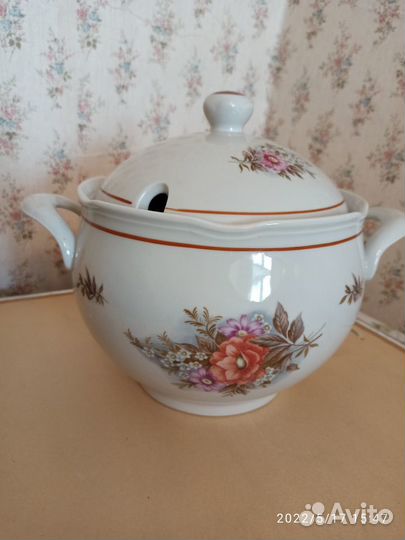 Супница новая