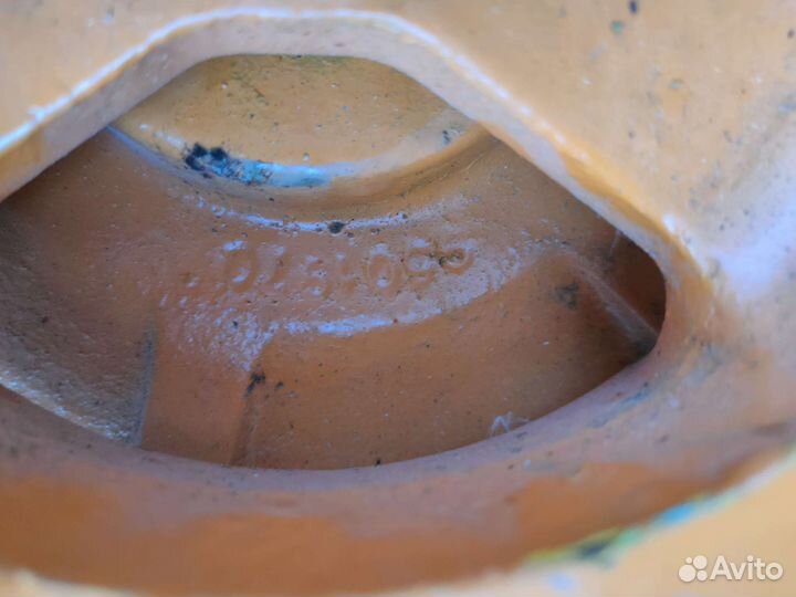 Запчасти на New Holland